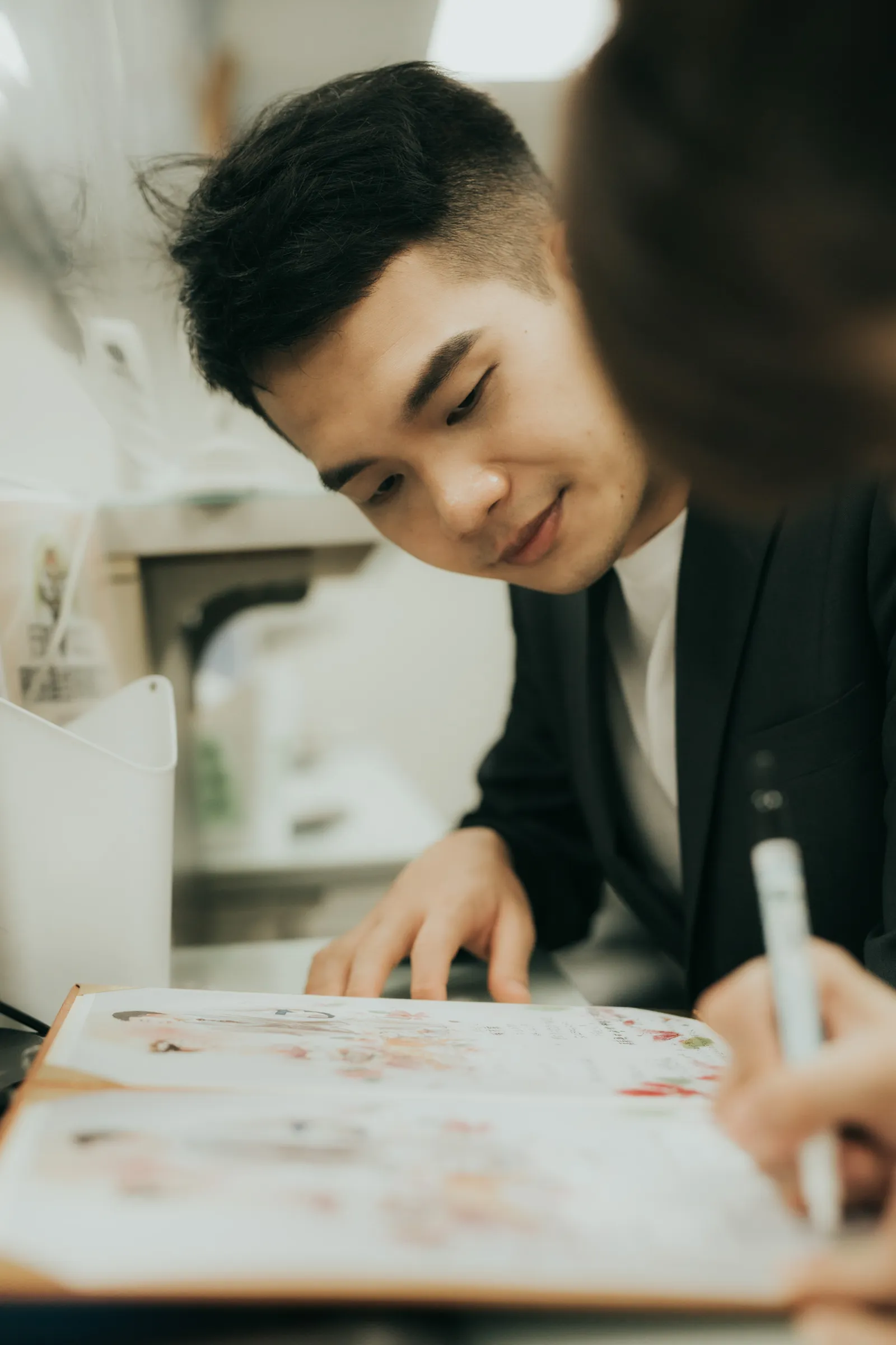 登記現場的互動紀錄，結婚登記作品 01 第 20 張