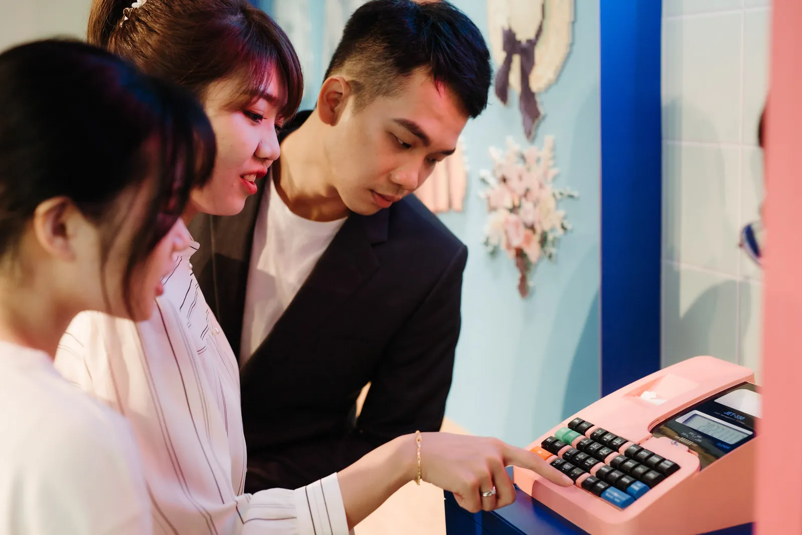 主題合照區的合照與互動，結婚登記作品 01 第 58 張