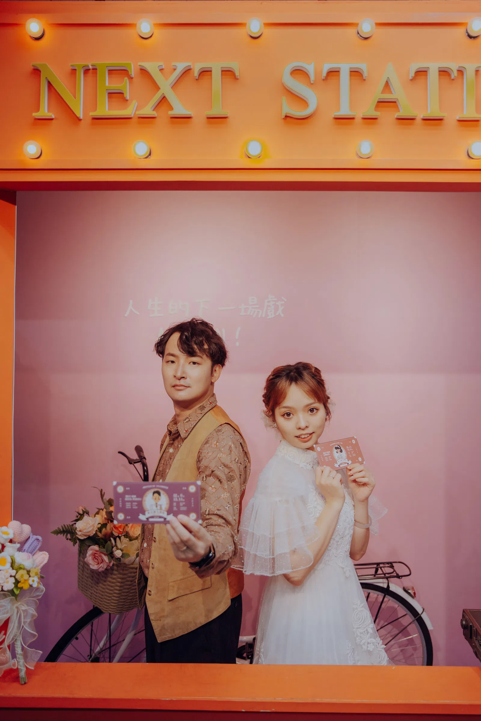 新人在繽紛主題合照區留影，結婚登記作品 02 第 40 張