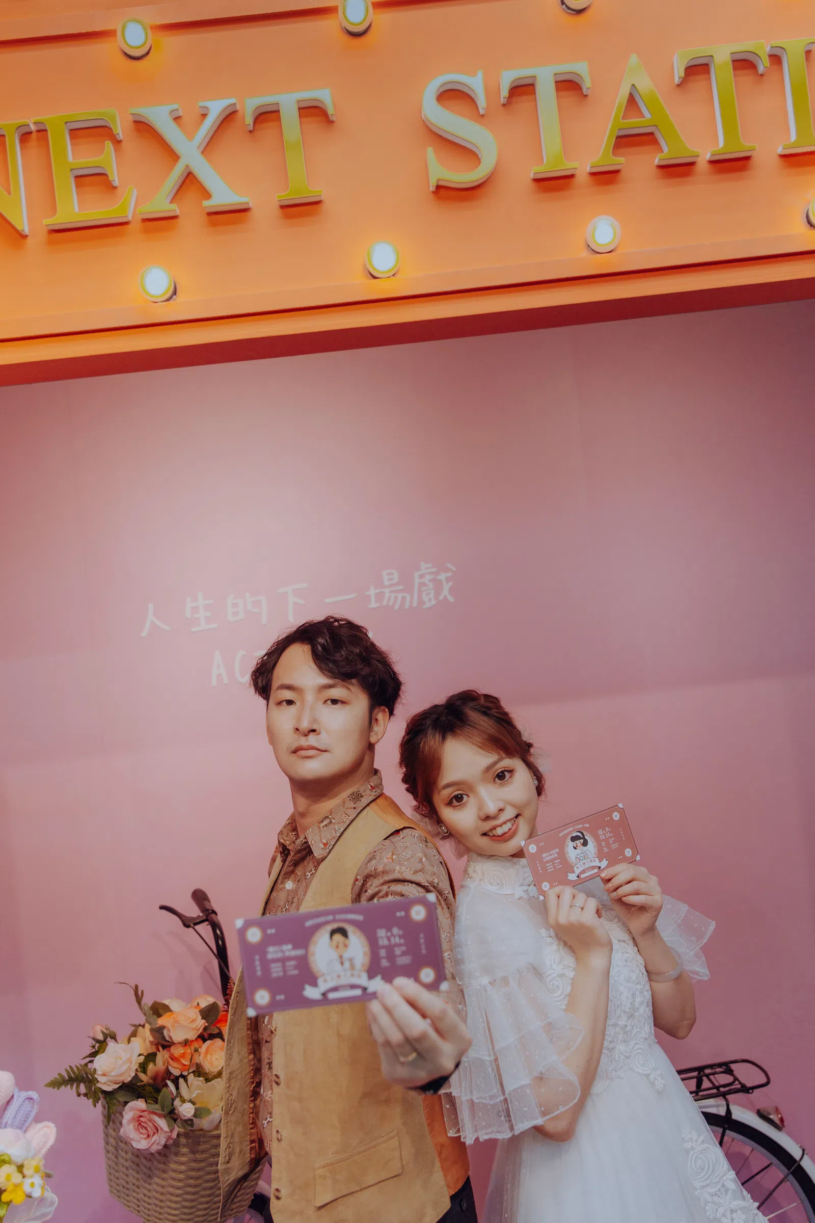 新人在繽紛主題合照區留影，結婚登記作品 02 第 41 張