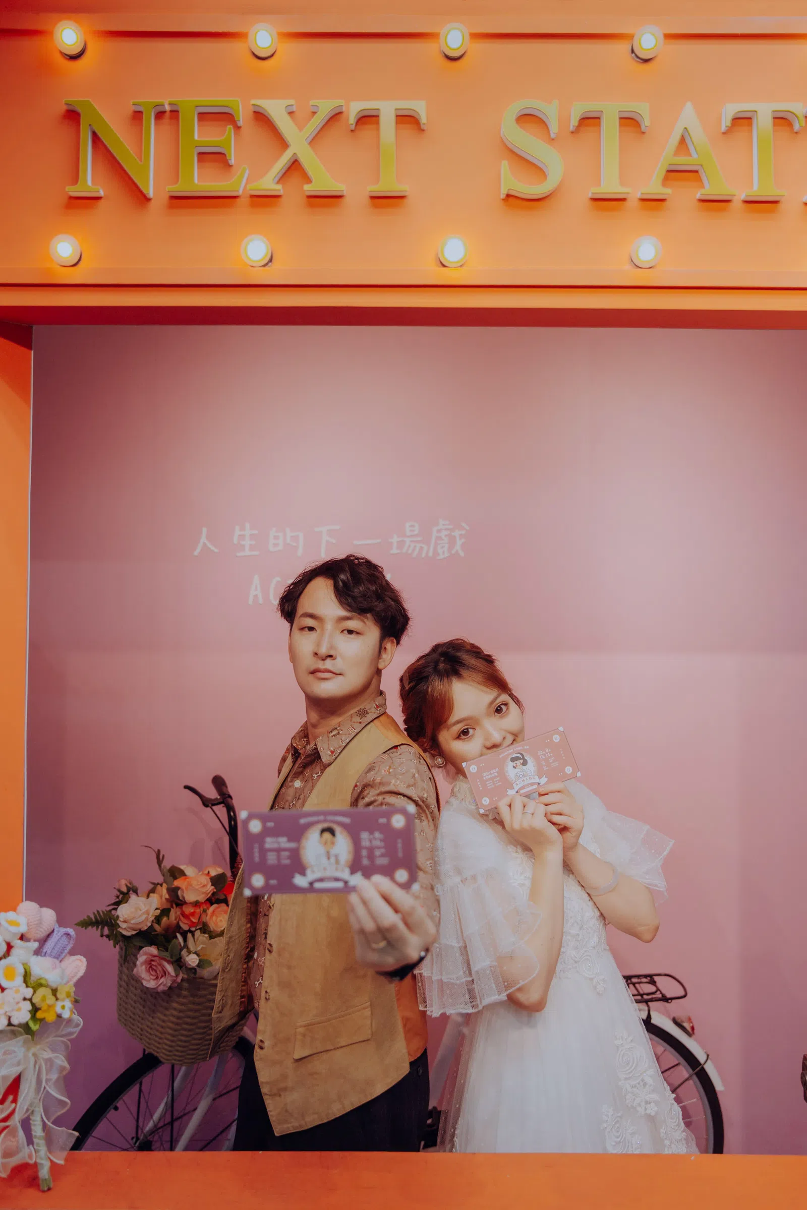 新人在繽紛主題合照區留影，結婚登記作品 02 第 42 張