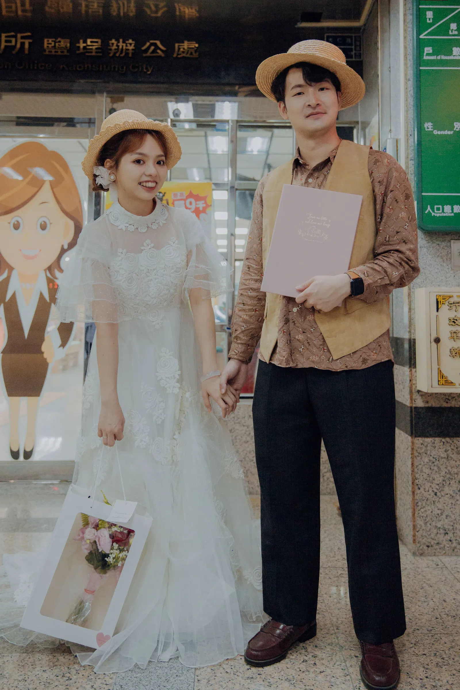 新人在繽紛主題合照區留影，結婚登記作品 02 第 74 張