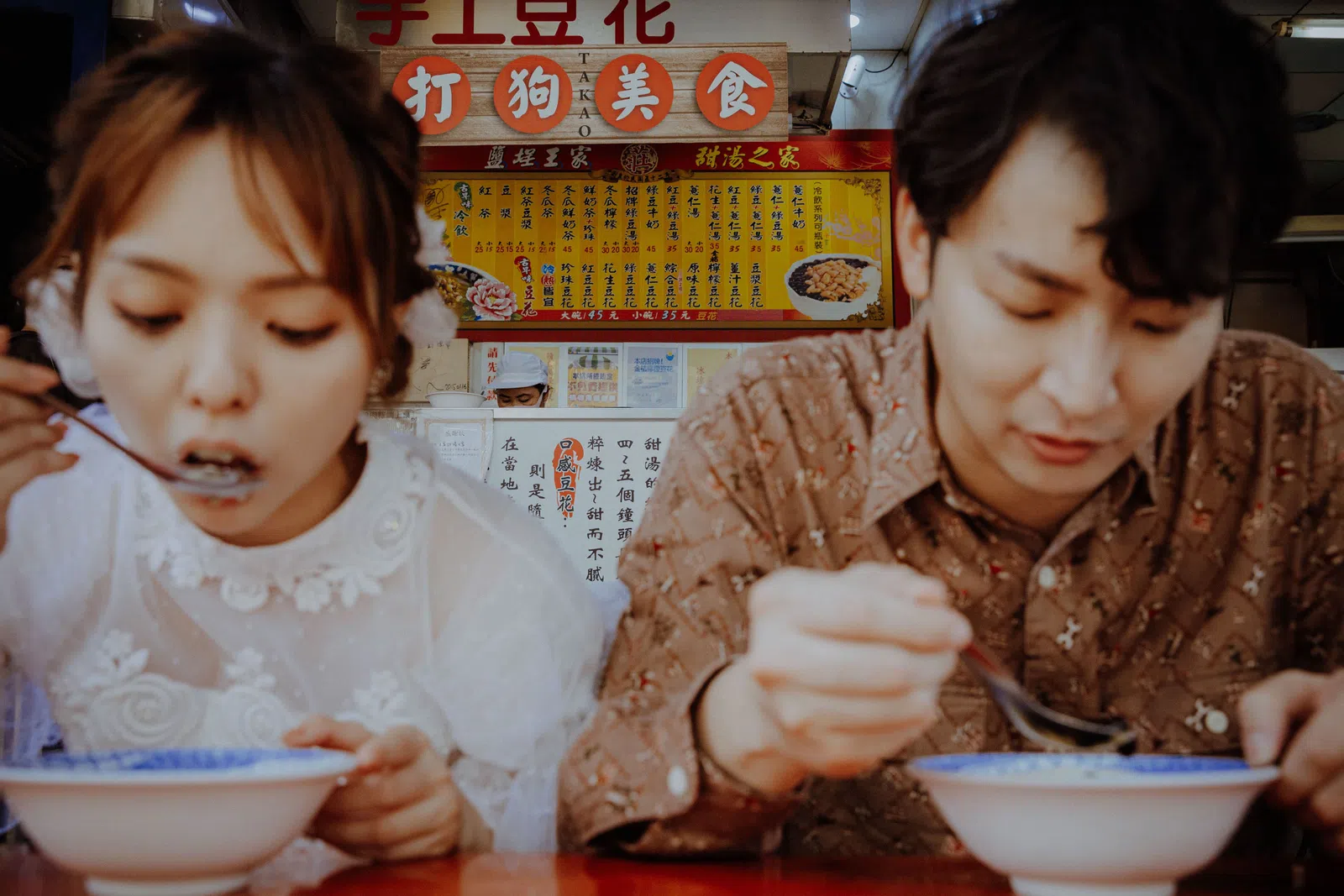 新人在街景與小吃店的生活寫真，結婚登記作品 02 第 89 張