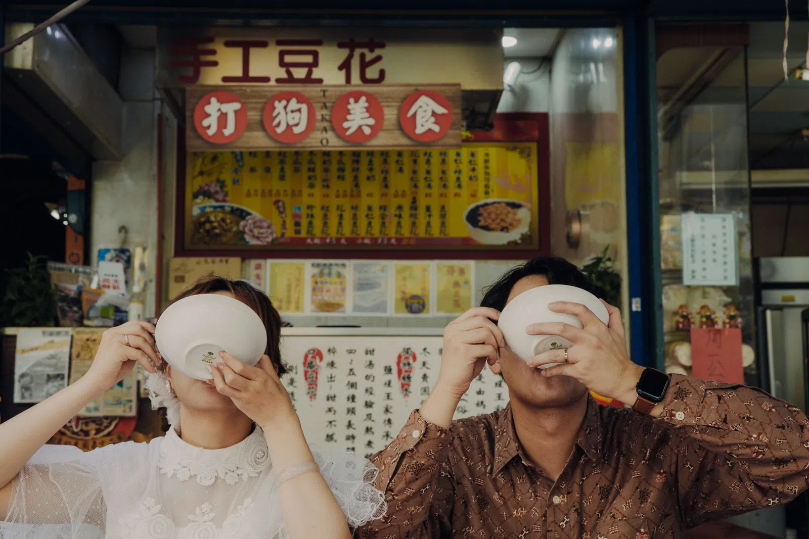 新人在街景與小吃店的生活寫真，結婚登記作品 02 第 102 張