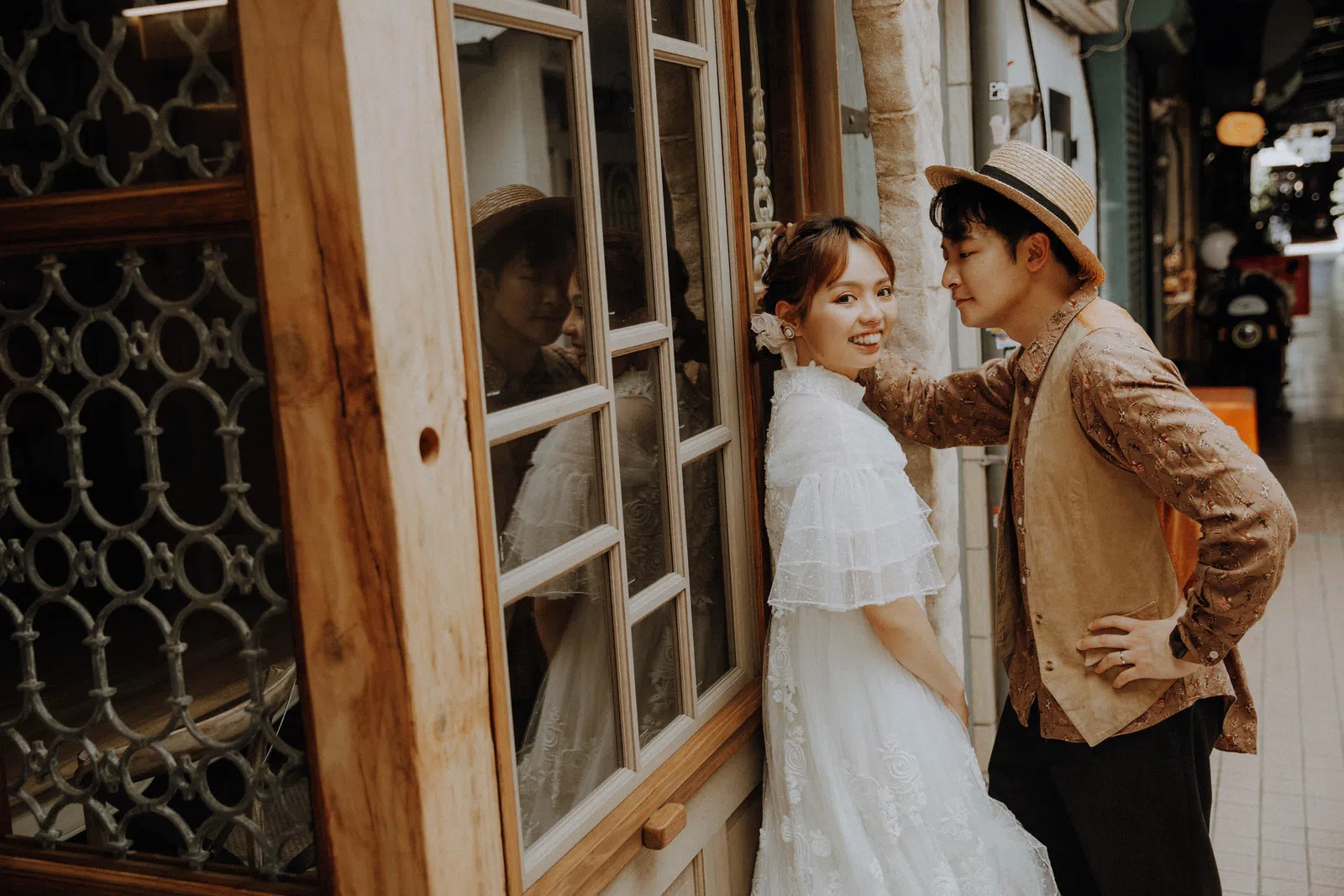 新人在街景與小吃店的生活寫真，結婚登記作品 02 第 109 張