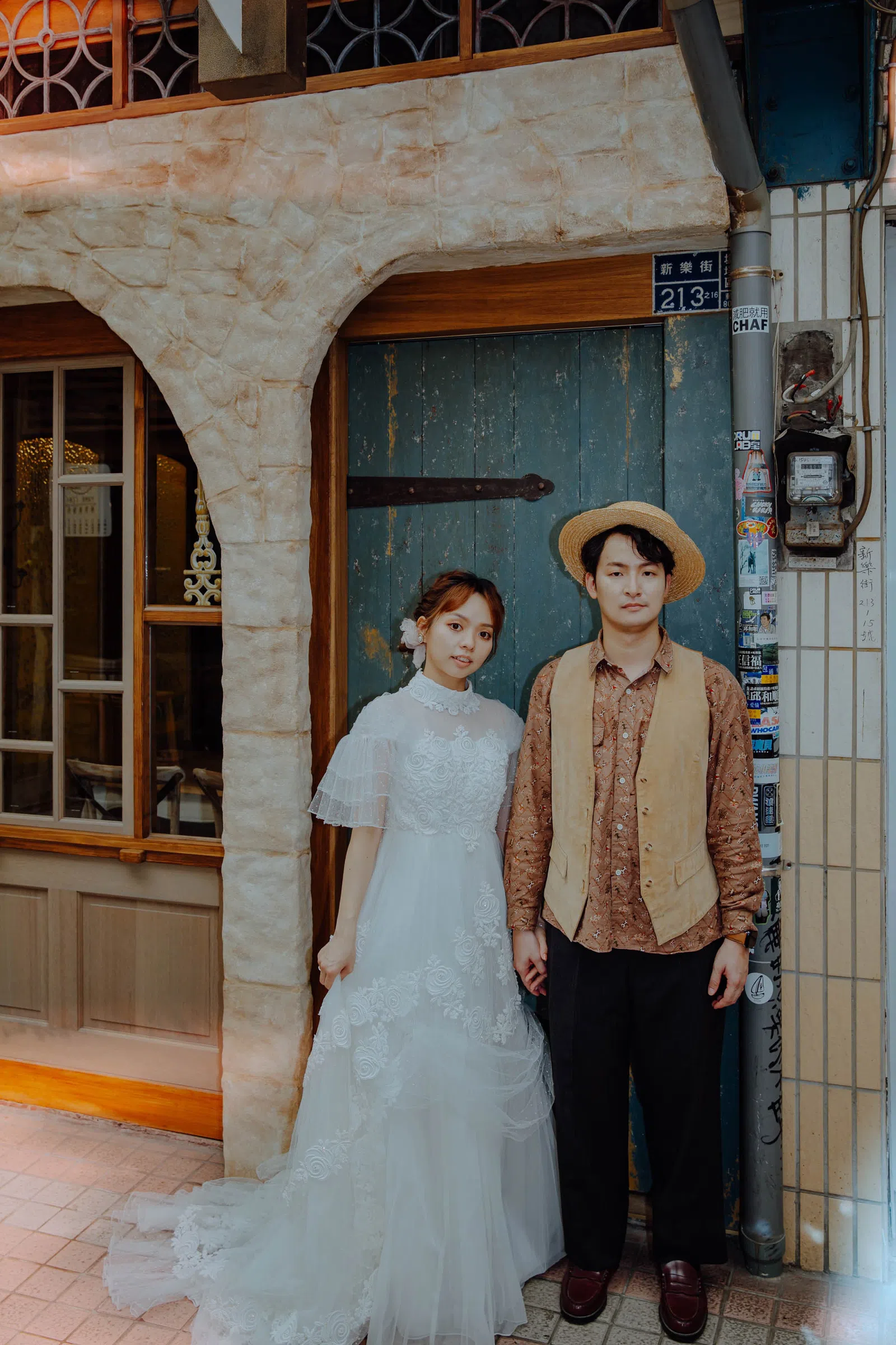 新人在街景與小吃店的生活寫真，結婚登記作品 02 第 118 張
