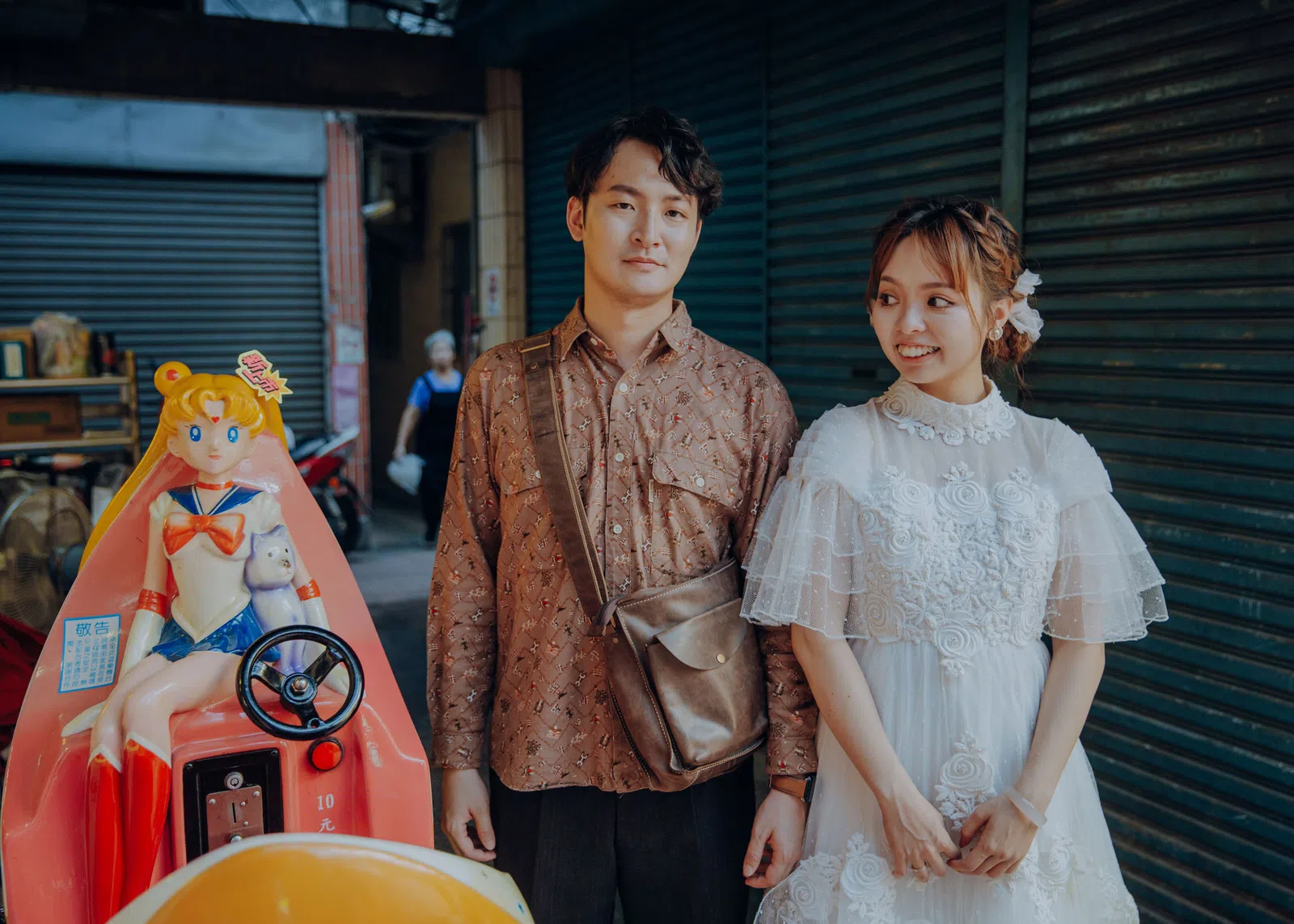 新人在街景與小吃店的生活寫真，結婚登記作品 02 第 122 張