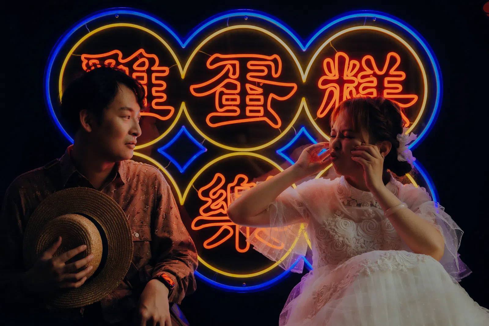 新人在街景與小吃店的生活寫真，結婚登記作品 02 第 132 張