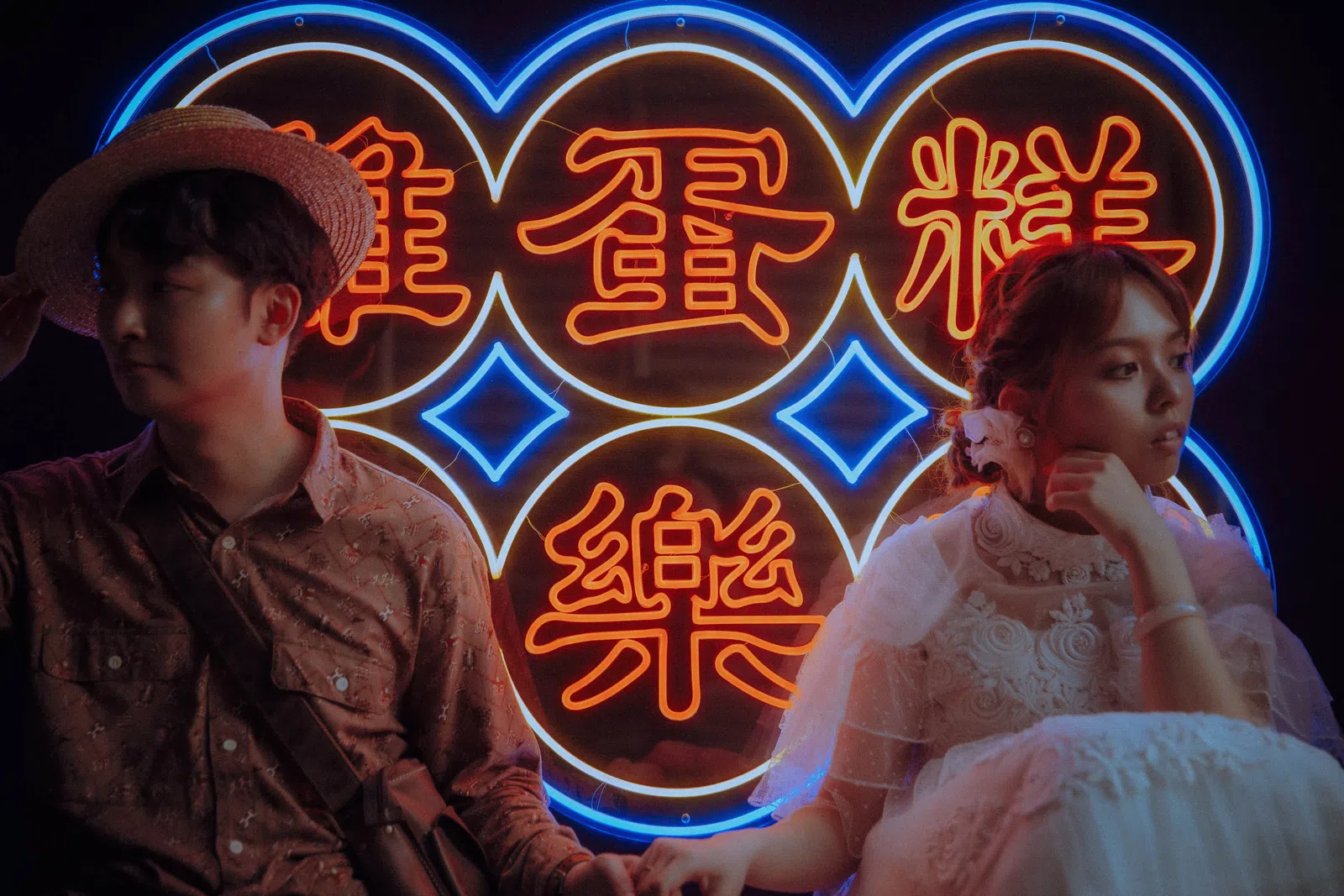 新人在街景與小吃店的生活寫真，結婚登記作品 02 第 136 張